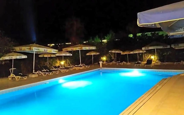 Paradise Holiday Bungalows