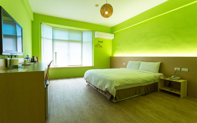 Young Motel