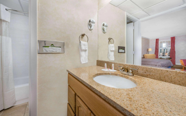 Howard Johnson Burlington