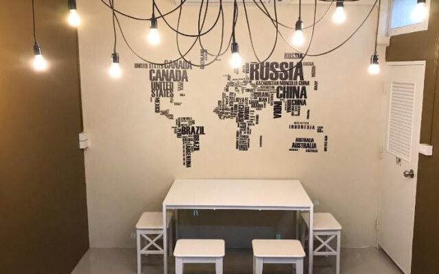 Charoenpong Apartment
