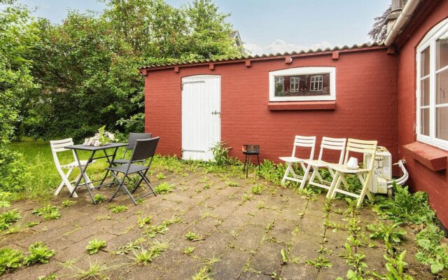 6 Person Holiday Home in Bredebro