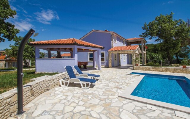 Nice Home in Labin With Wifi and 4 Bedrooms