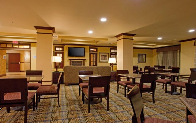 Holiday Inn Express & Suites Frazier Park by IHG