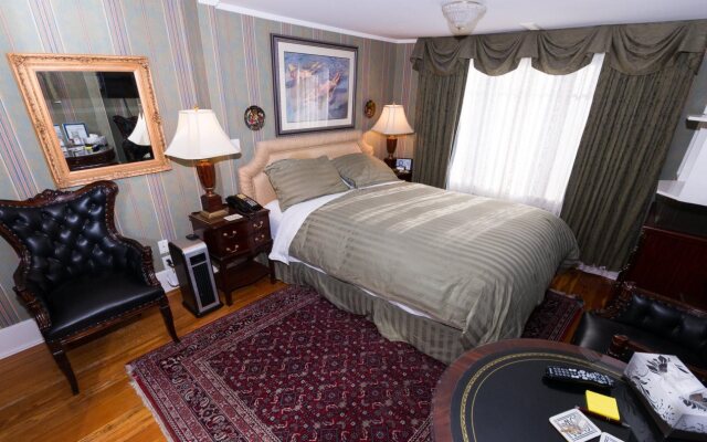 Elevate Rooms Calgary Westways Guest House