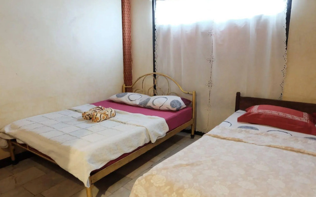 Baan Eve Guesthouse