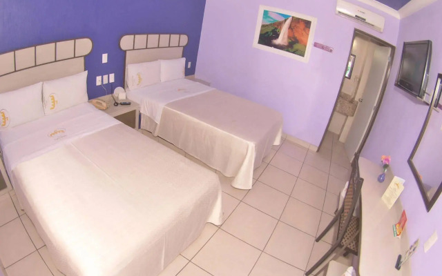 Hotel Plaza Bandera