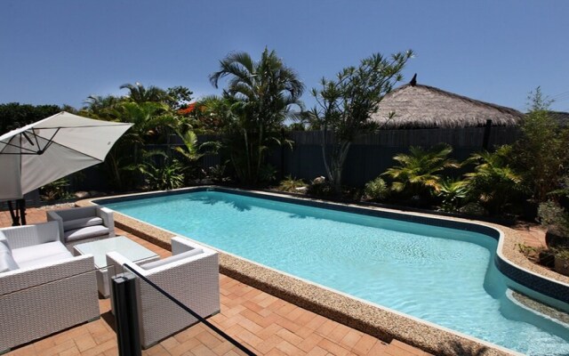 Gold Coast Tropical Beach House