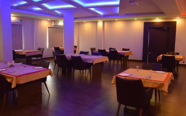 Seamens Club N Hotel