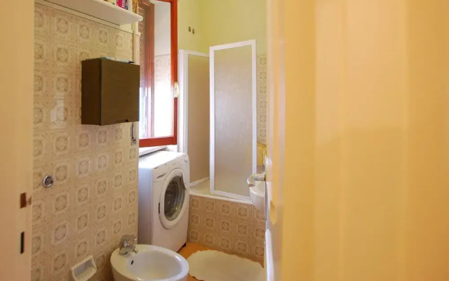 Beautiful Apartment in Grottammare With 1 Bedrooms