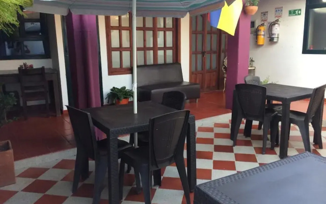 Villa Hostel H & K