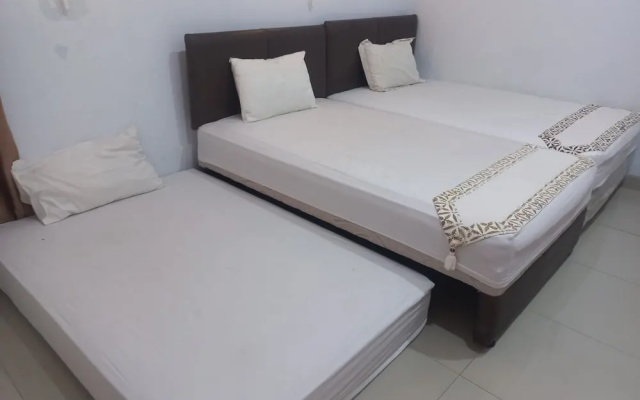 Capital O 93872 Natura Guest House Syariah Near alun alun kota purwokerto