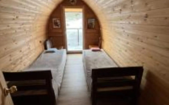 Shrek House (Шрек Хаус)