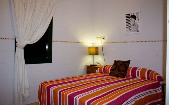 Hostal Volcanic Beach 2