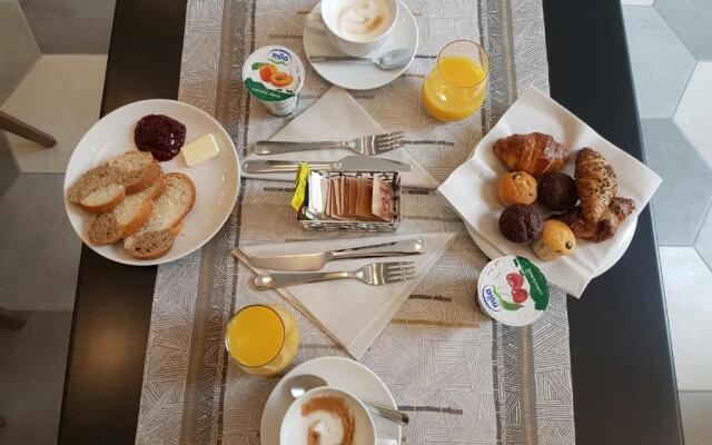 Hotel Al Campanile - Luxury Suites & Apartments