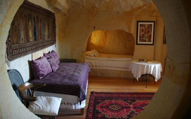 Elkep Evi Cave Hotel