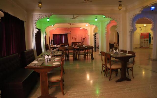 Hotel KSR Moti Mahal
