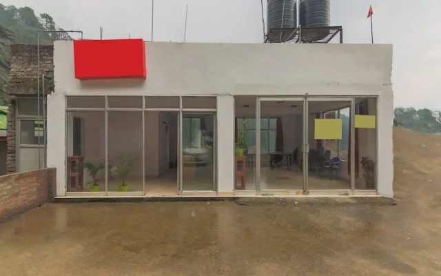 OYO 23584 Ivy Resort