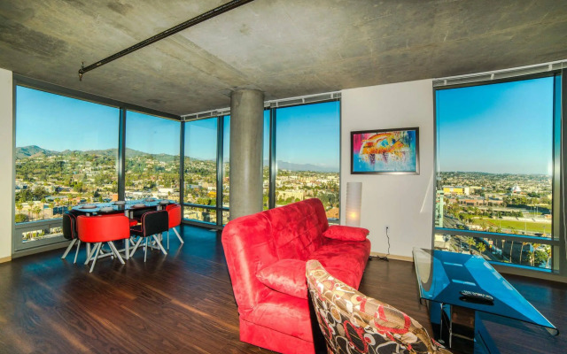 Hollywood Panorama Suites