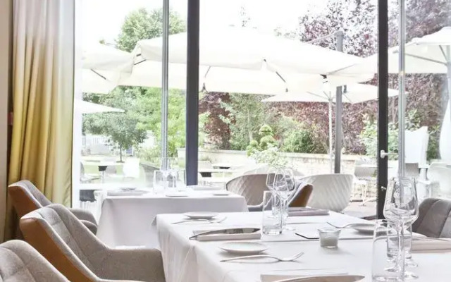 Hotel Le Saint Gelais