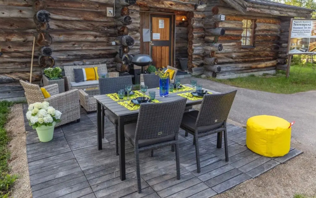 Kuukkeli Log Houses Teerenpesä - Superior Suite A49