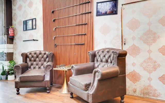 OYO Townhouse 1077 Hotel travel time