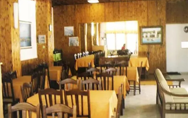 Izela Hotel