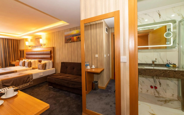 Regno Hotel