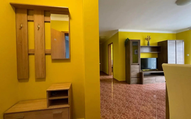 One Bedroom Apartment Anita C 19