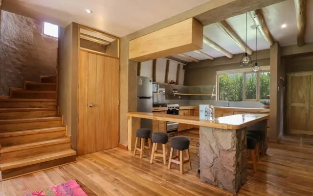 w Majestic 3BR House in Villa Sagrado