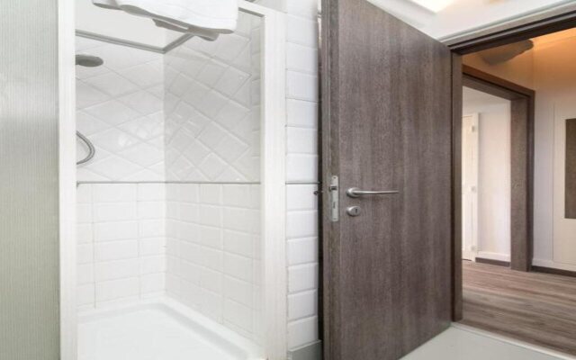 White Caesar Guesthouse