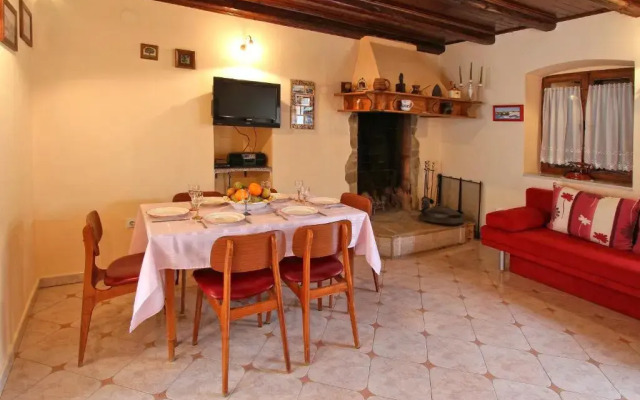 Holiday Home Marko Funtana
