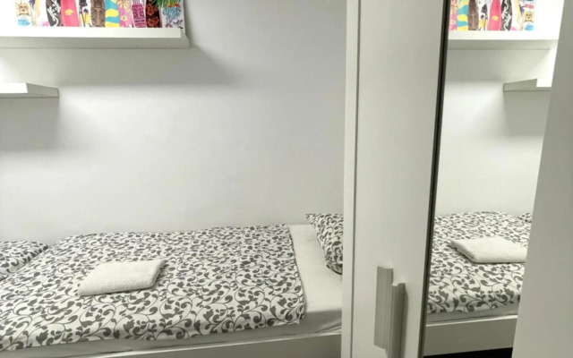 Sant Adria Beach apartment Wi-Fi Parking Free