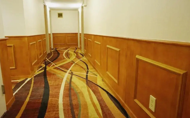 Best Western Queens Court Hotel