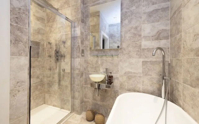 JOIVY Charming 2-Bed Flat Near Edinburgh Castle