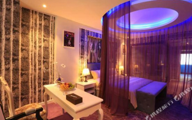 Weilisi Themed Hotel
