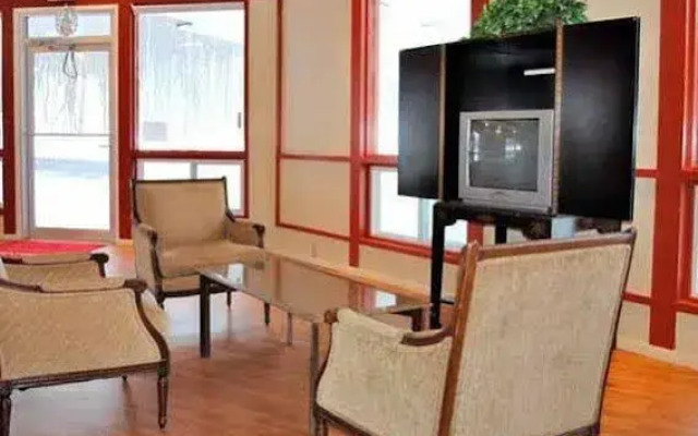 Royal Hotel