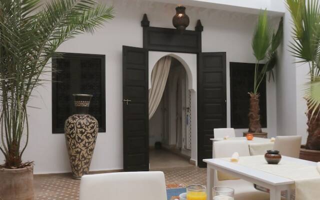 Riad Warda