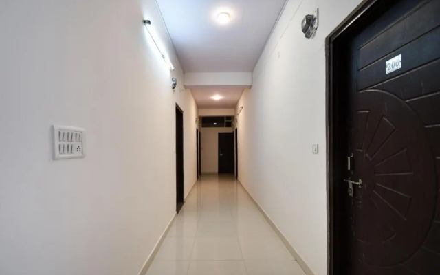 Hotel Sapphire Palace 2 by OYO Rooms