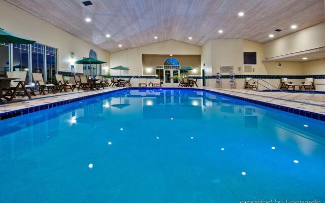 Best Western Plus Des Moines West Inn & Suites