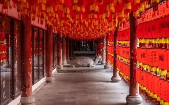 Orange Hotel Chengdu Wenshuyuan Metro Station