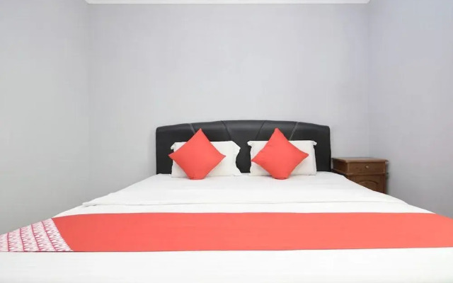 OYO 892 Hotel Grand Nadia