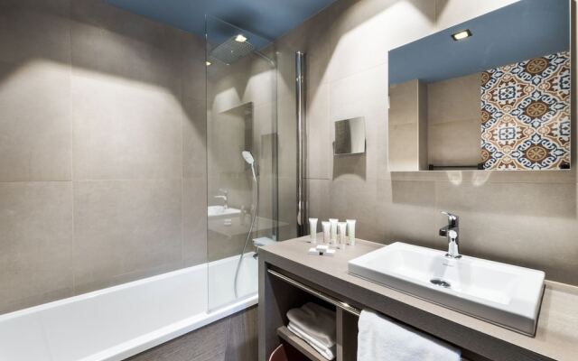 Luxury Apartment, Every bed Room has a Bath Room-ensuite