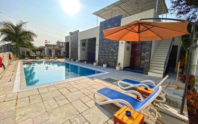 Hills Paradise Inn