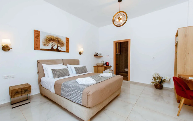Deluxe Hotel