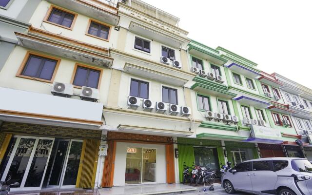 OYO 1091 Ace Business Hotel Galaxy Syariah