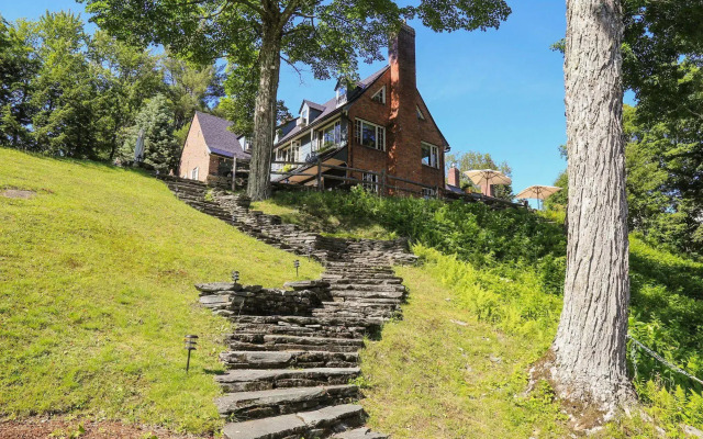 Edson Hill