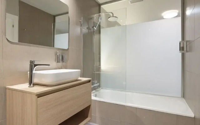Casanova Apartments By Olala Homes