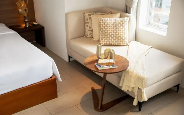 WH Hotel 310
