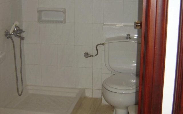 Thelesi Apartments