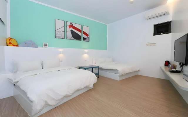 Whilom SeaShoreHotel